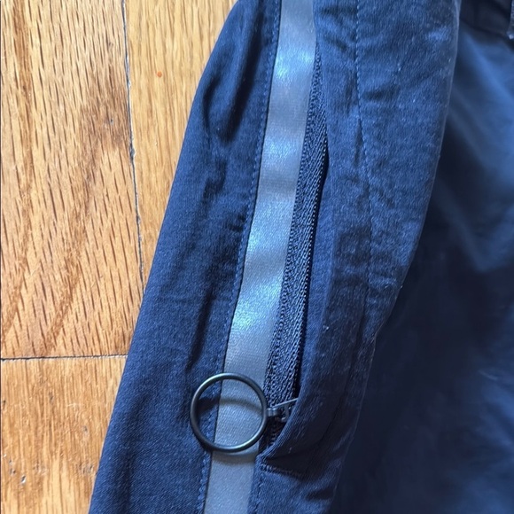 Rapha sz 34 Commuter Short Black with Reflective Stripes adjustable belt VGUC - Picture 4 of 11